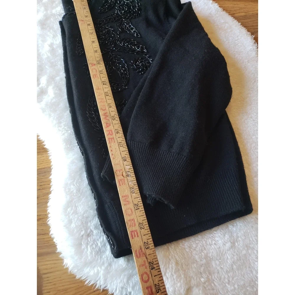 Vintage Liz Claiborne Petite M Merino wool Cardigan Beaded Sweater Shoulder Pads